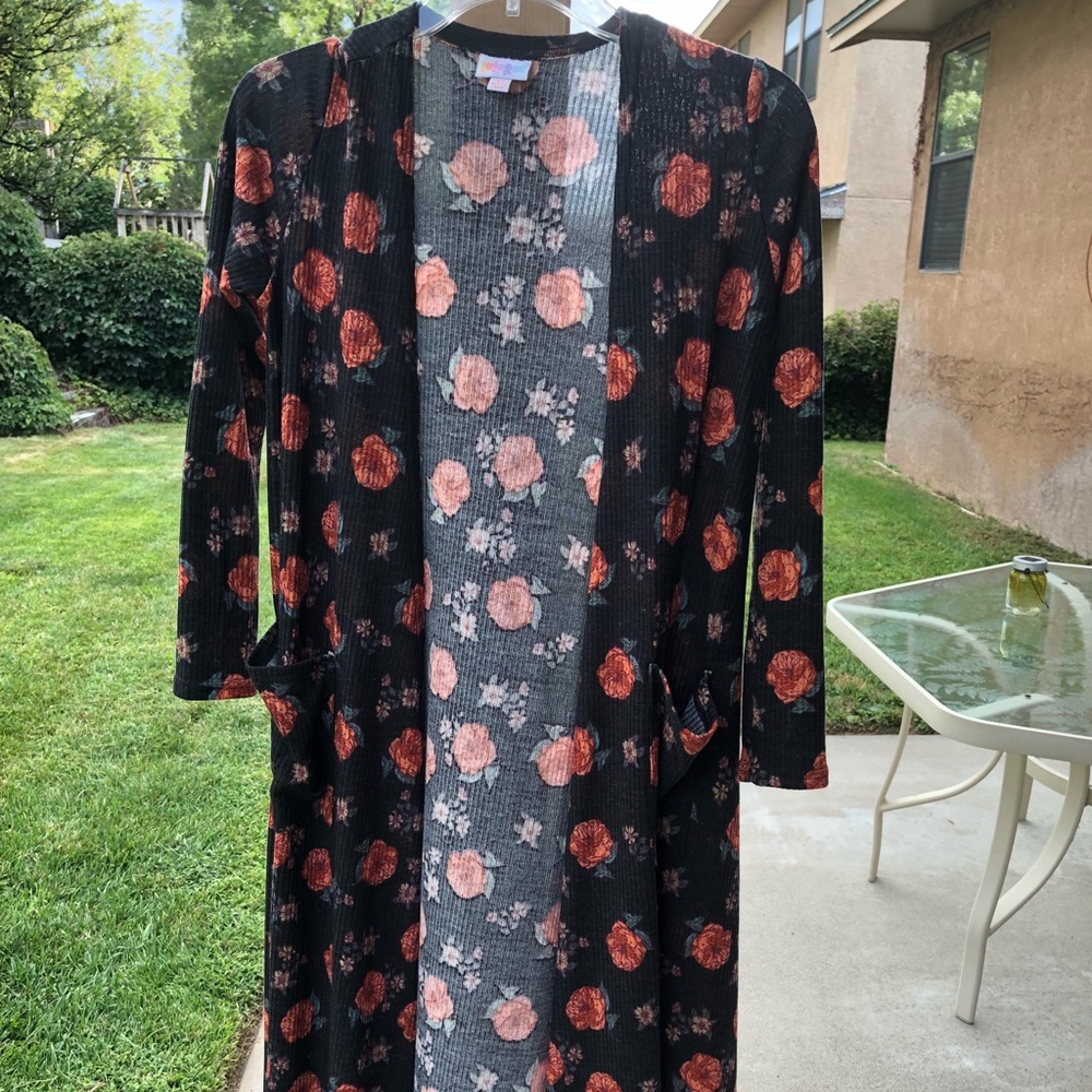 LuLaRoe Floral Sarah XS NWOT